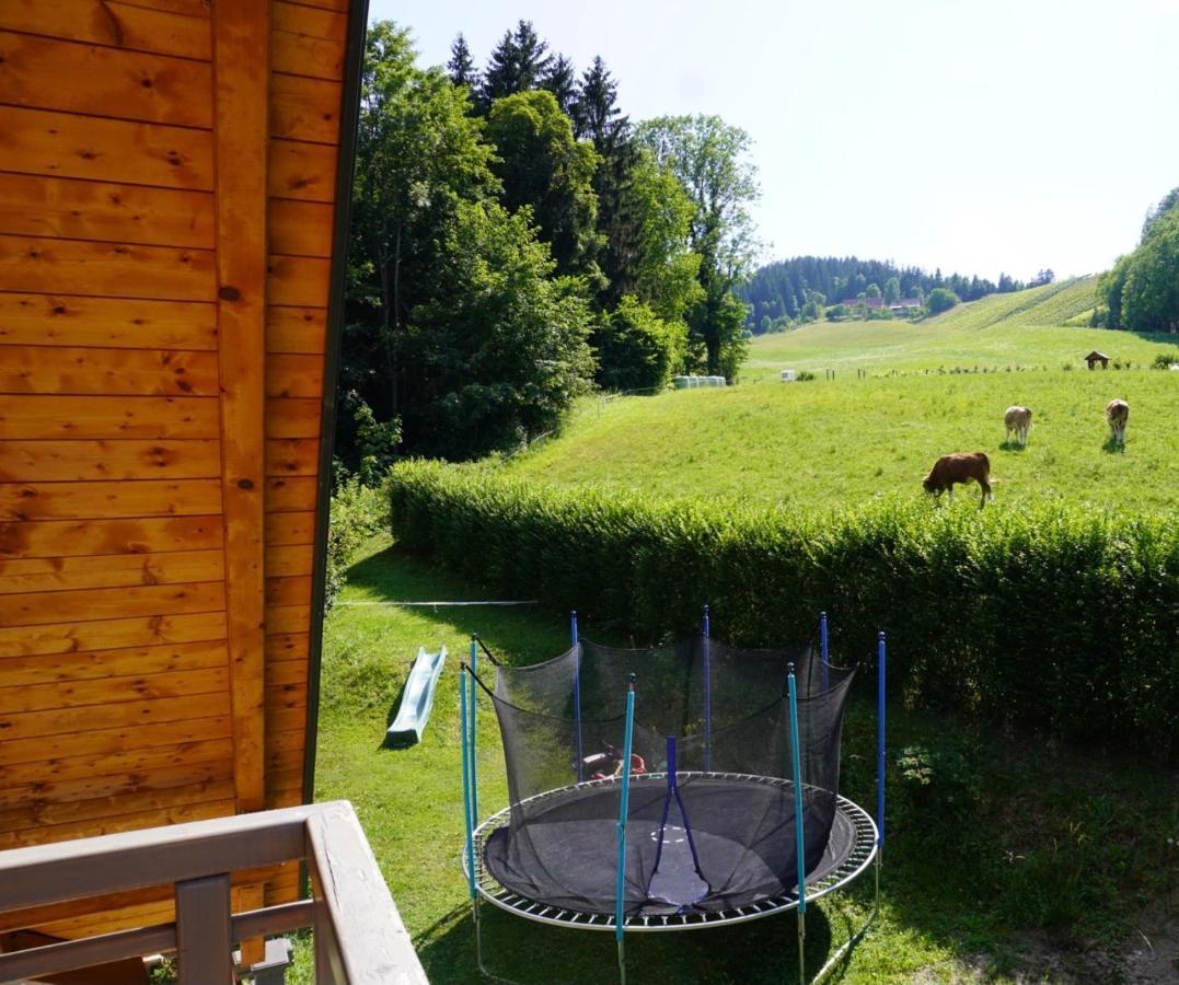 Ferienwohnung Heidi Leutschach Bagian luar foto